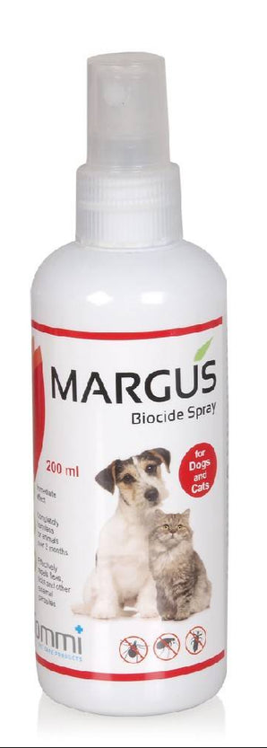 Margus Biocide Spray 200ml - dezinfekční sprej v bílé lahvi s modrým uzávěrem, objem 200 ml.