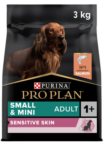 Krmivo pro dospělé psy malých a mini plemen s citlivou kůží, losos, 3 kg balení.