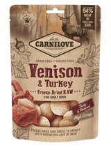 Carnilove Raw Freeze-Dried Snacks Venison&Turkey 60g – Mrazem sušené pamlsky pro psy s jelením a krůtím masem, balení 60g