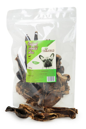 NATURECA pochoutka Jehněčí plíce sušené 100g - balení sušených jehněčích plic o hmotnosti 100g, vhodné jako zdravá pochoutka pro psy.