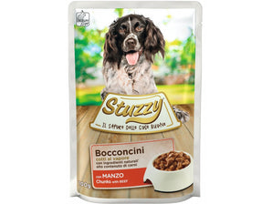 Stuzzy Dog kapsa Adult, kousky hovězího, 100 g, kompletní krmivo pro psy.
