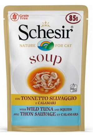 Schesir Cat kapsa Adult Soup tuňák/oliheň 85g - Polévková kapsa pro kočky s tuňákem a olihní, bohatá na omega-3 mastné kyseliny pro zdraví pokožky.