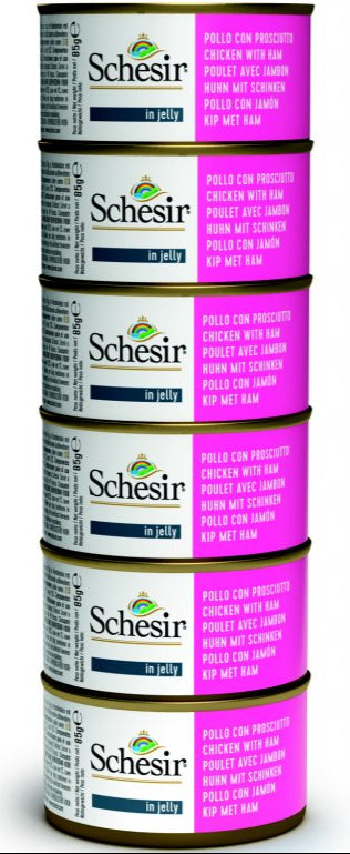 Schesir Cat konz. Adult kuře/šunka 6x85g - Kapsa pro dospělé kočky s kuřecím a šunkou, bohatá na proteiny pro zdraví a vitalitu.