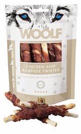 WOOLF pochoutka chicken and rawhide twister 100g - Měkké kuřecí pamlsky s kousky sušené kůže, podporující zdraví zubů a dásní.
