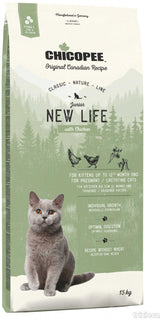 Chicopee CNL CAT JUNIOR New Life Chicken 15kg – Kompletní krmivo pro koťata s vysokým obsahem kuřecího masa, balení 15kg.