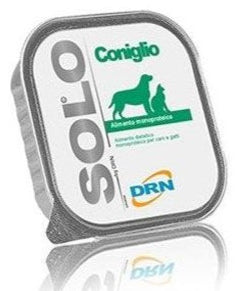 SOLO Coniglio 100% (králík) vanička 100g - Vanička s 100% králičím masem, bohatá na živiny a lehce stravitelná.