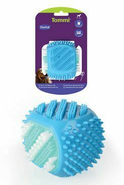 Hračka pes Denta Cube 8cm - dentální hračka pro psy, pomáhá udržovat zdraví zubů a dásní během hraní.