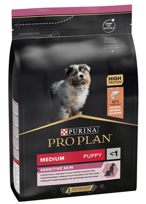 Krmivo pro psy ProPlan Dog Adult Medium Sensitive Skin s lososem, 3 kg balení.
