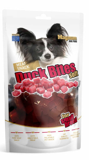 Měkké kachní pamlsky Magnum Duck Bites 80g pro psy.
