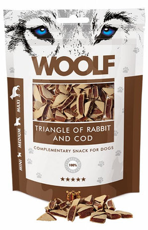 WOOLF pochoutka rabbit and Cod Triangle 100g - Pamlsek s králíkem a treskou, ideální pro psy se citlivým trávením.