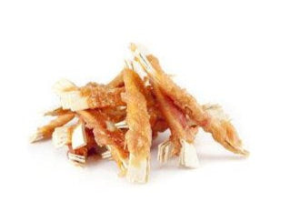 WANT Dog poch. Fish strips wrapped in chicken 400g - Rybí proužky obalené v kuřecím mase, skvélé pro zdraví srsti a trávení.