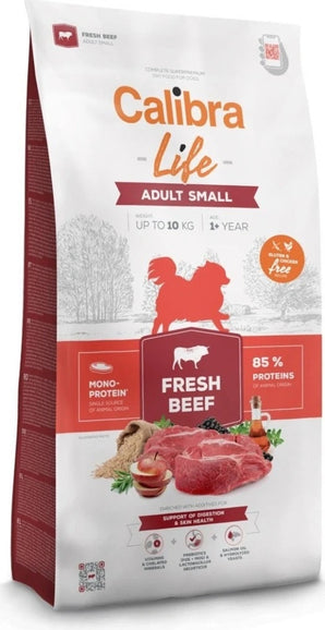Calibra Dog Life Adult Small Fresh Beef 6kg – Krmivo pro dospělé psy malých plemen s čerstvým hovězím, balení 6 kg.