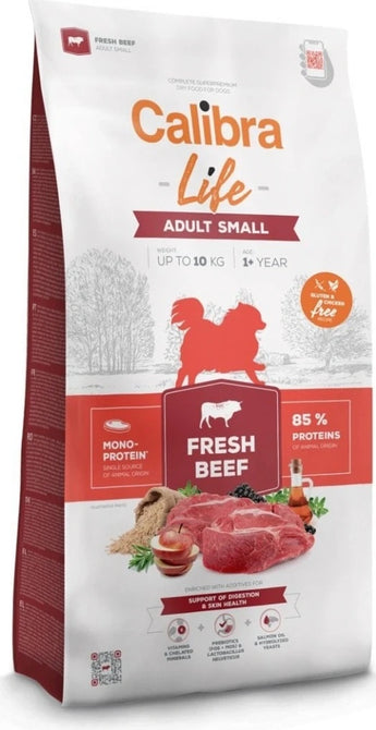 Calibra Dog Life Adult Small Fresh Beef 6kg – Krmivo pro dospělé psy malých plemen s čerstvým hovězím, balení 6 kg.