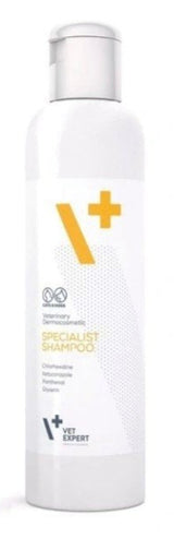 Veterinární šampon VetExpert Specialist pro citlivou pokožku psů a koček, 250 ml.