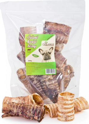NATURECA pochoutka Hovězí hrtany sušené 250g - přírodní pamlsek pro psy, bohatý na bílkoviny, podporuje zdraví kloubů a zubů.