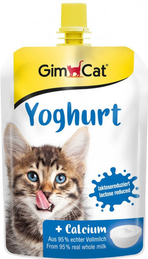 GimPet jogurt Cat 150g – Jogurtová pochoutka pro kočky, bohatá na vápník a bílkoviny, balení 150g