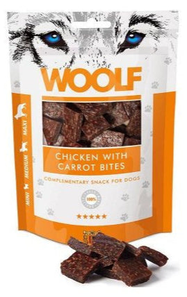 WOOLF pochoutka chicken with carrot bites 100g - Kuřecí pamlsky s mrkví, ideální pro podporu zdraví očí a pokožky.