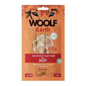 WOOLF pochoutka Earth NOOHIDE M Beef 90g - Pamlsek z hovězího masa pro menší psy, podporující zdraví svalů a kosti.
