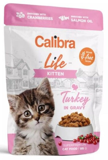 Calibra Cat Life kapsa Kitten Turkey in Gravy 85g – Kapsička pro koťata s krůtou v omáčce, balení 85 g.