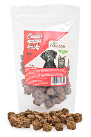 NATURECA pochoutka Masové kostky Hovězí 100%maso 150g, balení masových kostek z hovězího masa, 150 gramů.