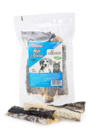Pochoutka pro psy z lososí kůže, sušená, 50g balení